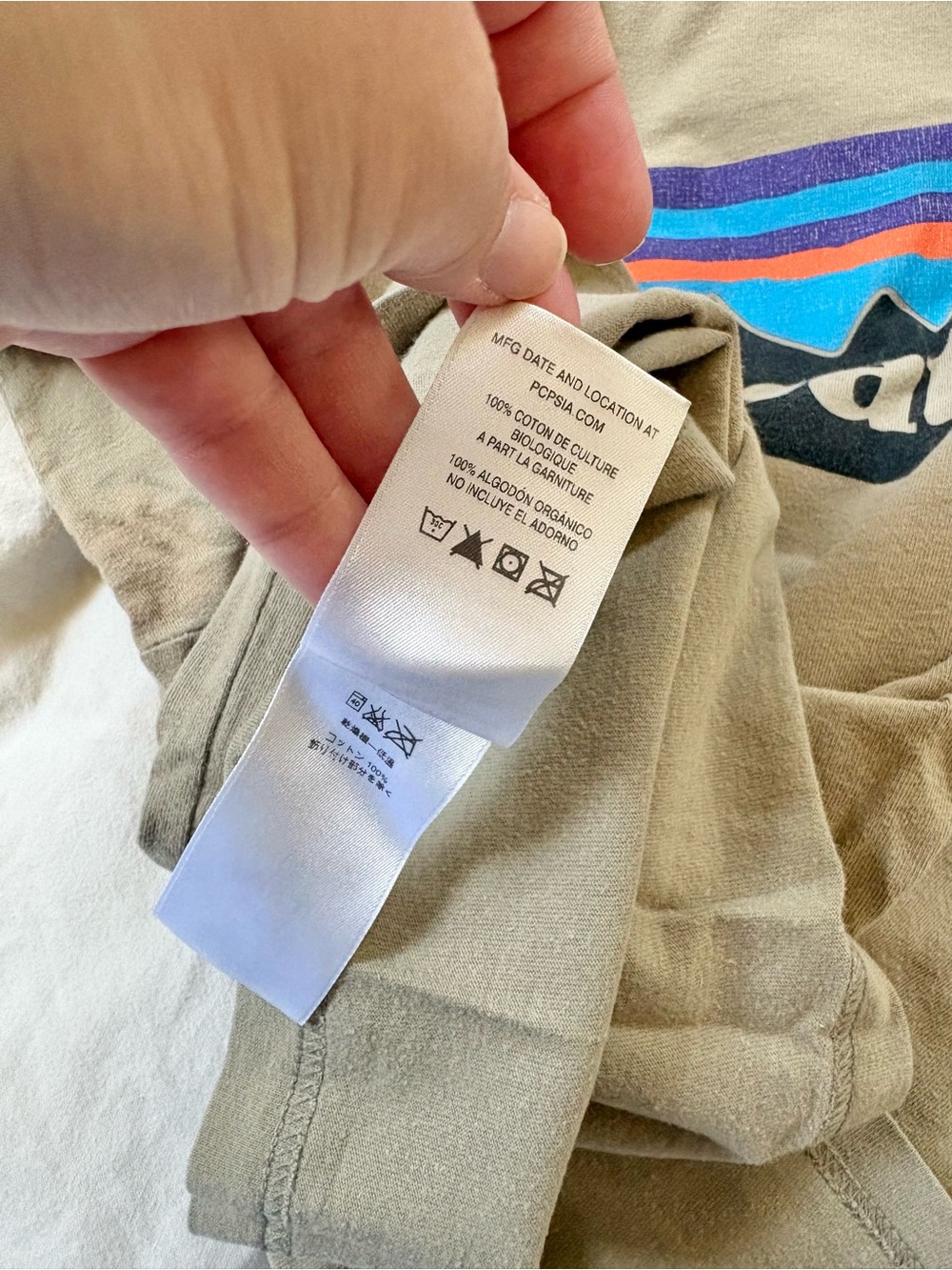 Patagonia Longsleeve P-6 Logo Shirt size L - Picture 7 of 8